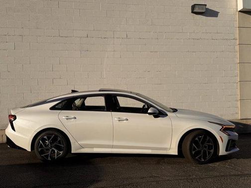 2025 Kia K5 EX
