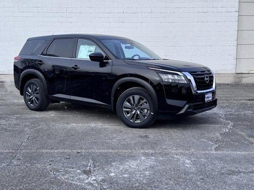 2025 Nissan Pathfinder S
