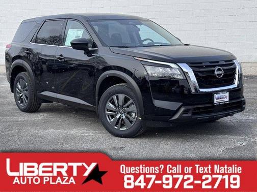 2025 Nissan Pathfinder S