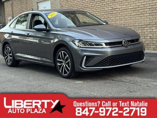 Platinum Gray Metallic 2025 Volkswagen Jetta 1.5T SE