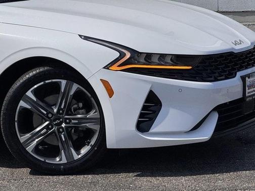 2023 Kia K5 EX