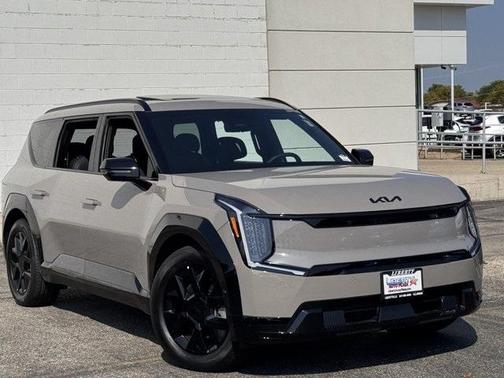 2026 Kia EV9 Land