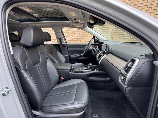 Wolf Gray 2023 Kia Sorento X-Line EX