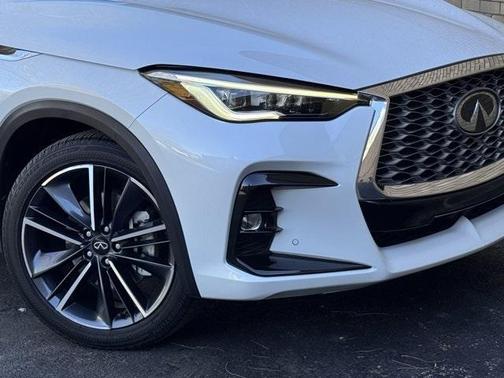 2023 INFINITI QX55 ESSENTIAL