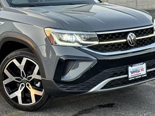 2022 Volkswagen Taos 1.5T SEL