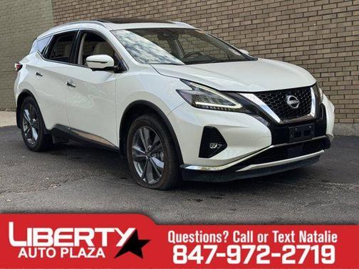 Champagne Silve 2025 Nissan Murano Platinum
