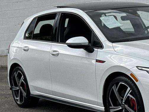 2024 Volkswagen Golf GTI 2.0T SE