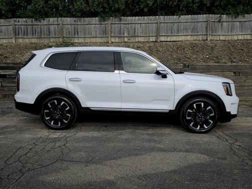 Glacial White Pearl 2024 Kia Telluride SX-Prestige