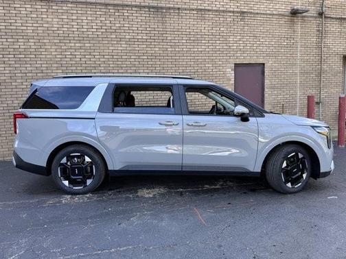 2025 Kia Carnival EX