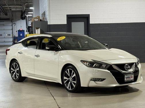 White 2017 Nissan Maxima 3.5 Platinum