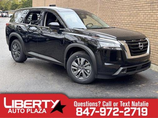 2025 Nissan Pathfinder S