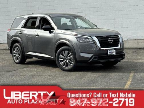 2025 Nissan Pathfinder S