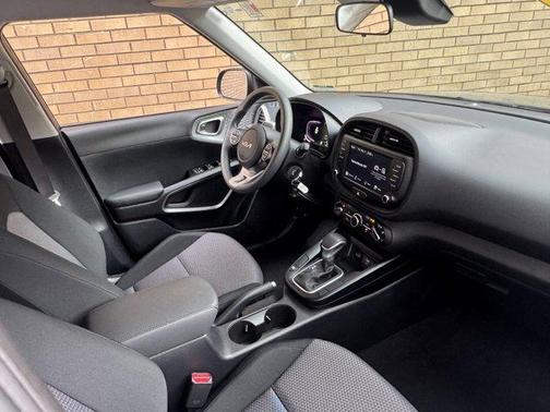 Gravity Gray 2025 Kia Soul LX