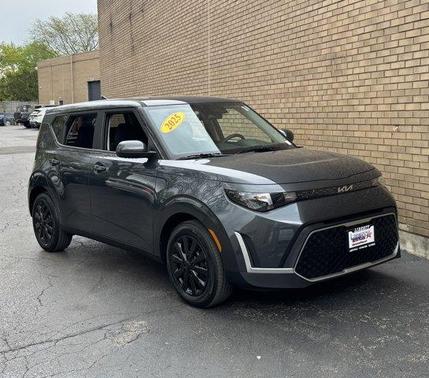 Gravity Gray 2025 Kia Soul LX