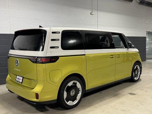 2025 Volkswagen ID. Buzz Pro S Plus