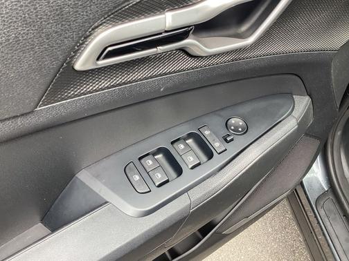 Gray 2025 Kia Sportage Hybrid LX