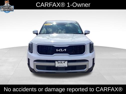 White Pearl 2024 Kia Telluride LX
