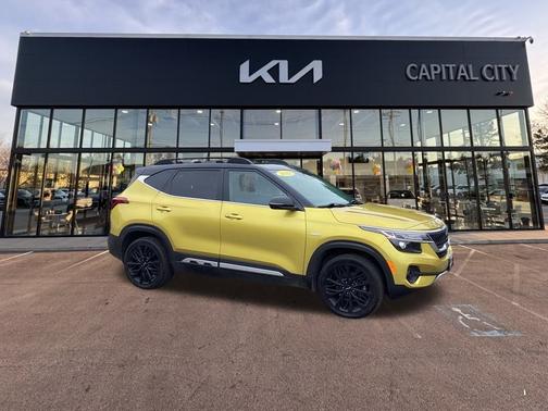 2022 Kia Seltos Nightfall