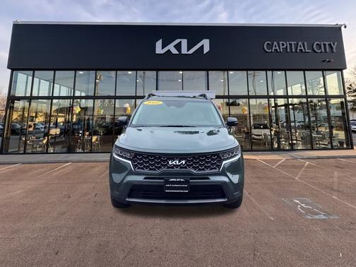 2022 Kia Sorento S