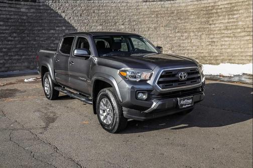 2017 Toyota Tacoma SR5
