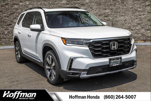 2025 Honda Pilot Touring 8-Passenger