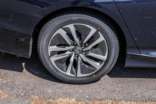 2018 Honda Accord Hybrid Base