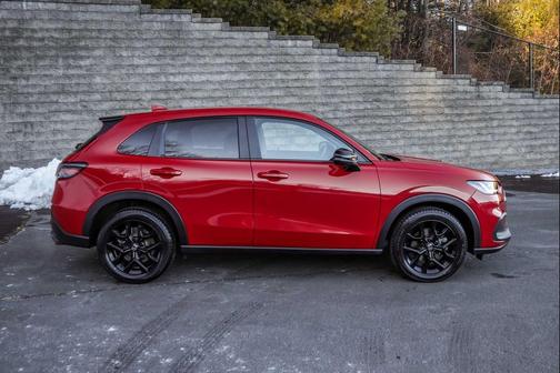 2025 Honda HR-V AWD Sport