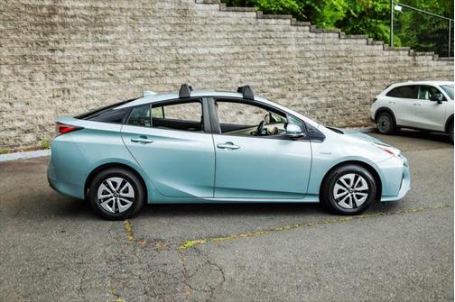 2018 Toyota Prius Four
