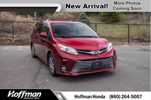 2018 Toyota Sienna XLE