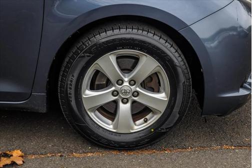 2014 Toyota Sienna LE