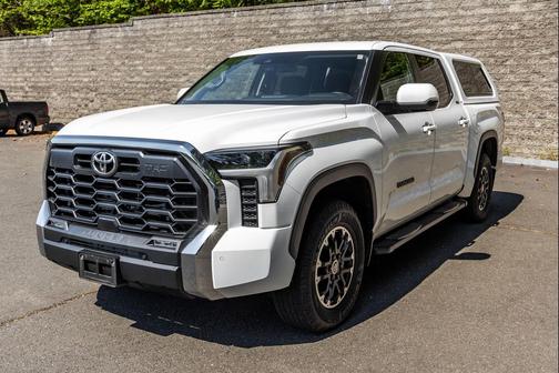 Ice Cap 2024 Toyota Tundra SR5