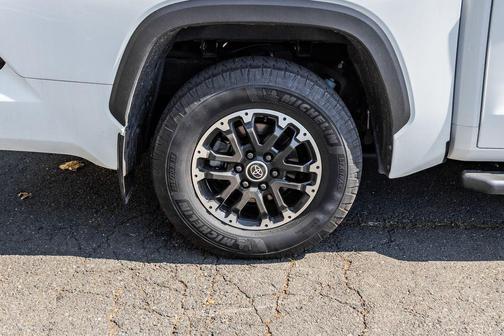 Ice Cap 2024 Toyota Tundra SR5