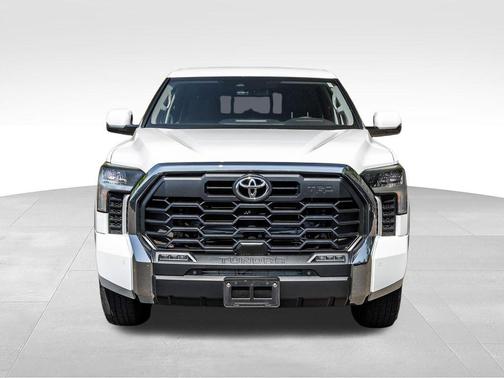 Ice Cap 2024 Toyota Tundra SR5