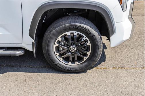 Ice Cap 2024 Toyota Tundra SR5