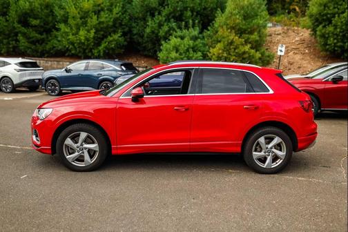 2020 Audi Q3 45 Premium Plus