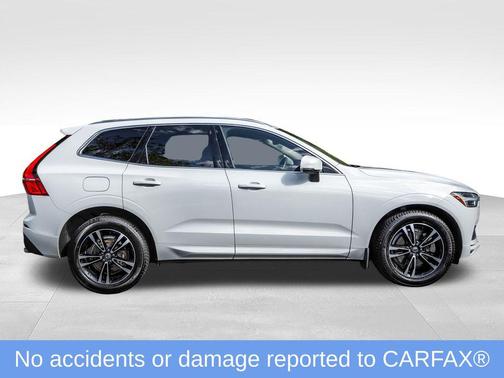 White 2020 Volvo XC60 T6 Momentum