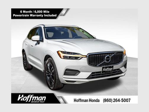 White 2020 Volvo XC60 T6 Momentum