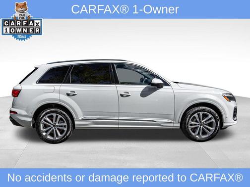 Carrara White 2025 Audi Q7 55 Premium Plus