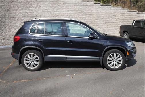 2016 Volkswagen Tiguan SE