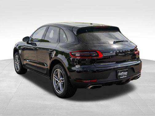 Black 2018 Porsche Macan Macan Sport Edition