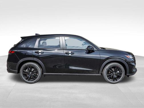 Crystal Black Pearl 2026 Honda HR-V AWD Sport