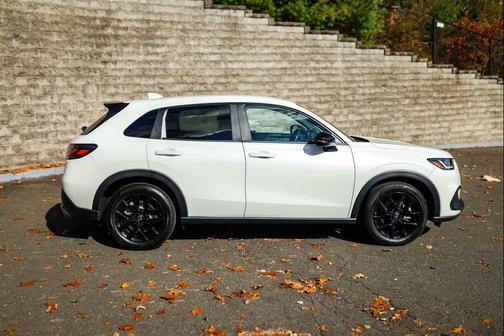2023 Honda HR-V AWD Sport