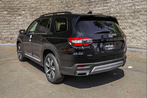 2025 Honda Pilot Elite