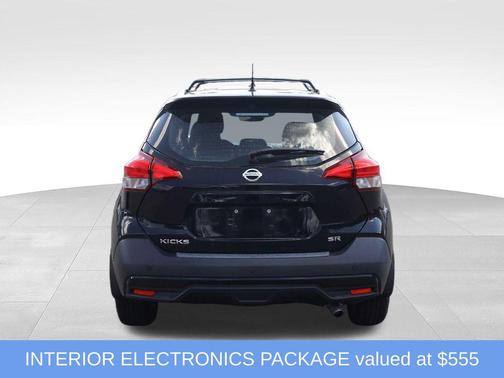 Super Black 2018 Nissan Kicks SR