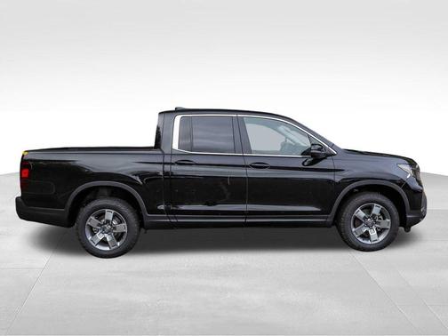 Crystal Black Pearl 2026 Honda Ridgeline RTL