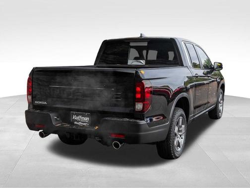 Crystal Black Pearl 2026 Honda Ridgeline RTL