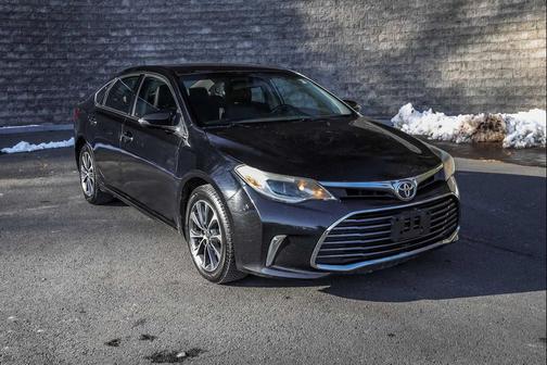 2016 Toyota Avalon XLE