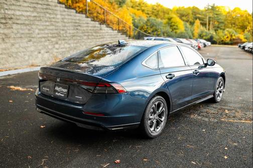 2025 Honda Accord Hybrid EX-L