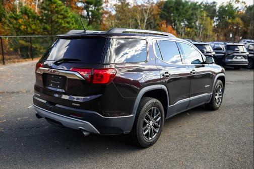 2017 GMC Acadia SLT-1