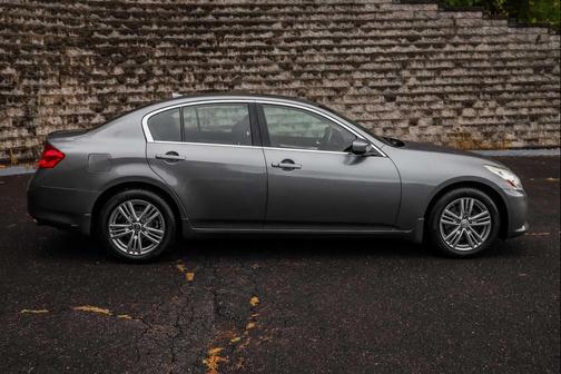 2013 INFINITI G37x Base